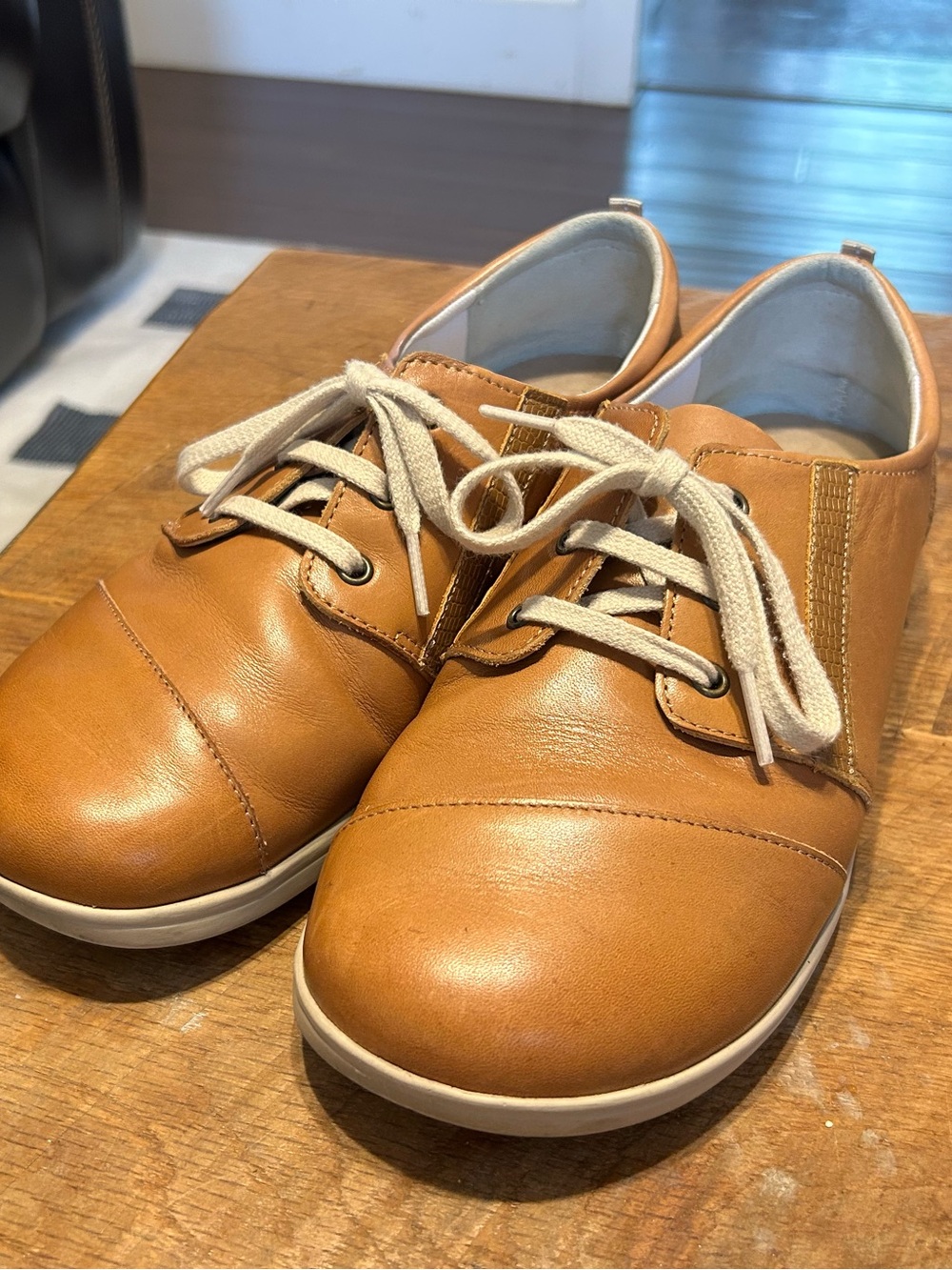 Women’s 11W - SAS Marnie sneakers in cedar leather